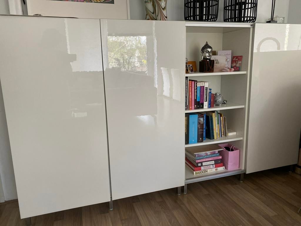 Witte besta kast met open vakken en (schuif)deuren, Ophalen, Overige materialen, Zo goed als nieuw, 200 cm of meer