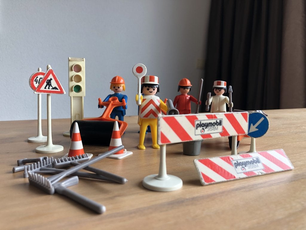 Playmobil Wegwerkers met veel gereedschap en stoplicht, Gebruikt, Complete set, Ophalen of Verzenden, Figuren