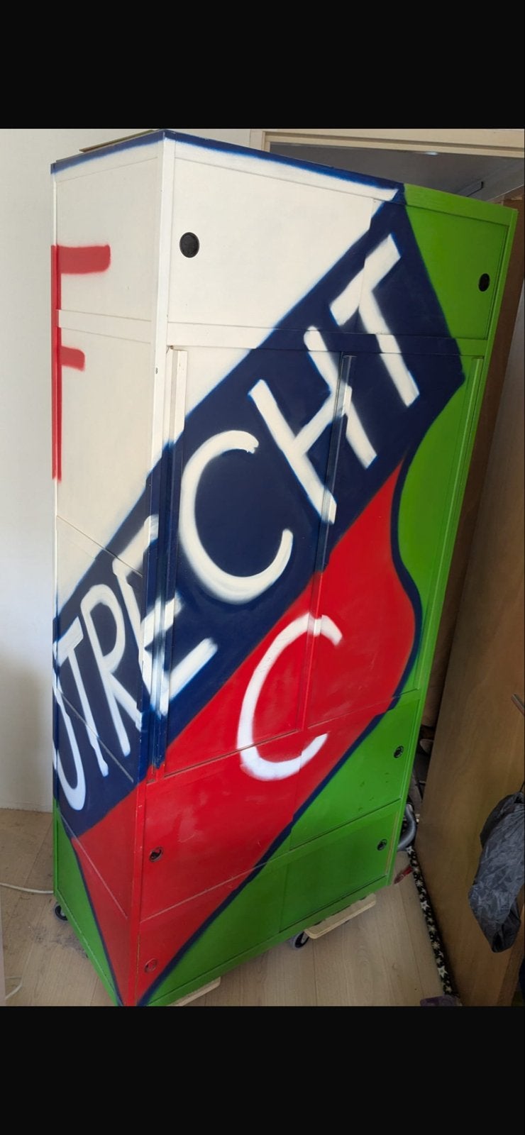 Unieke Kewlox kast met FC Utrecht graffiti design, Huis en Inrichting, Ophalen, Gebruikt