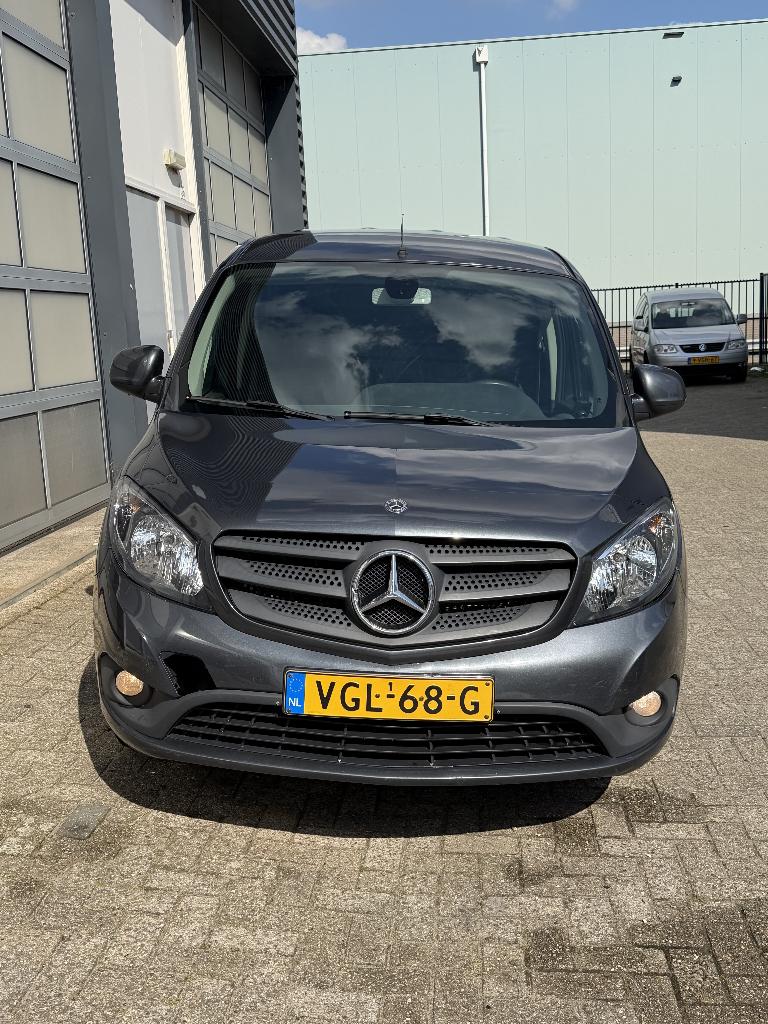 Mercedes-Benz Citan GB 111 CDI BE L 116pk 270/1950 2020, Voorwielaandrijving, Stof, 4 cilinders, Metallic lak