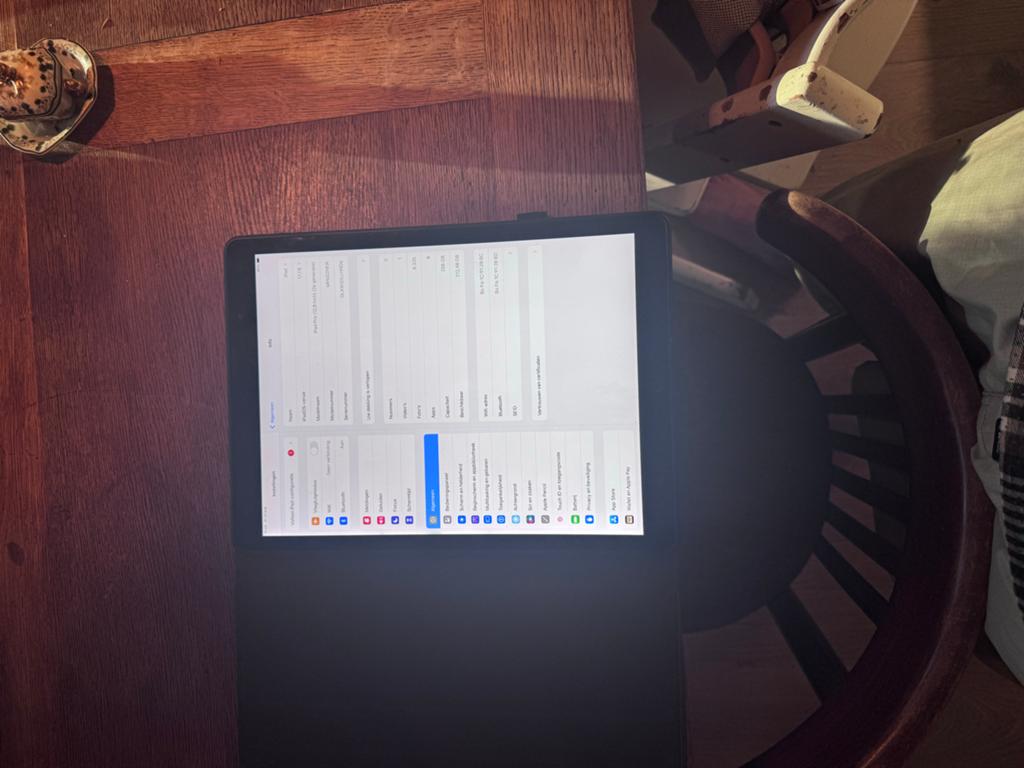 Apple ipad pro 12,9 inch 2 de gen, toetsenbord, hoesje, Computers en Software, Apple iPads, Gebruikt, 12 inch, Ophalen of Verzenden