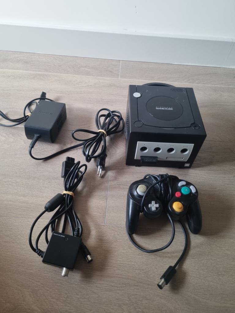 Nintendo GameCube Compleet met 1 Controller - Zwart, Ophalen of Verzenden, Gebruikt, Zwart, Met 1 controller
