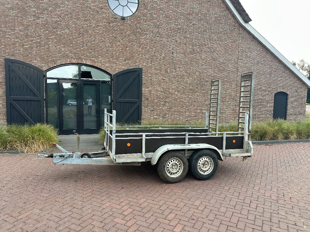 Machinetransporter 2700 kg – 300 x 150 cm, Ophalen, Zo goed als nieuw