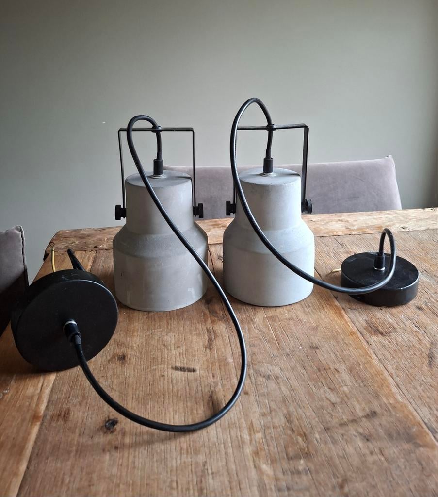 2 betonnen zware hanglampjes chiron, Ophalen of Verzenden, Zo goed als nieuw, Minder dan 50 cm