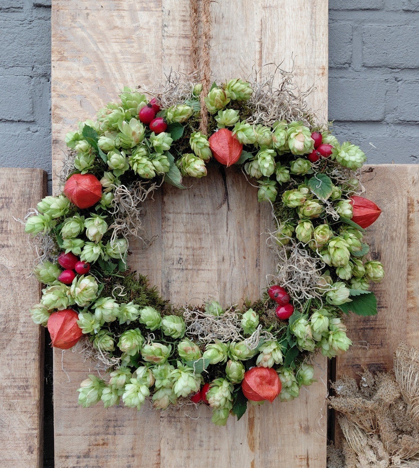 Landelijke hopkrans, krans, groendecoratie, droogbloemen, Krans, Nieuw, Ophalen of Verzenden, Gemaalweg 12b Rutten