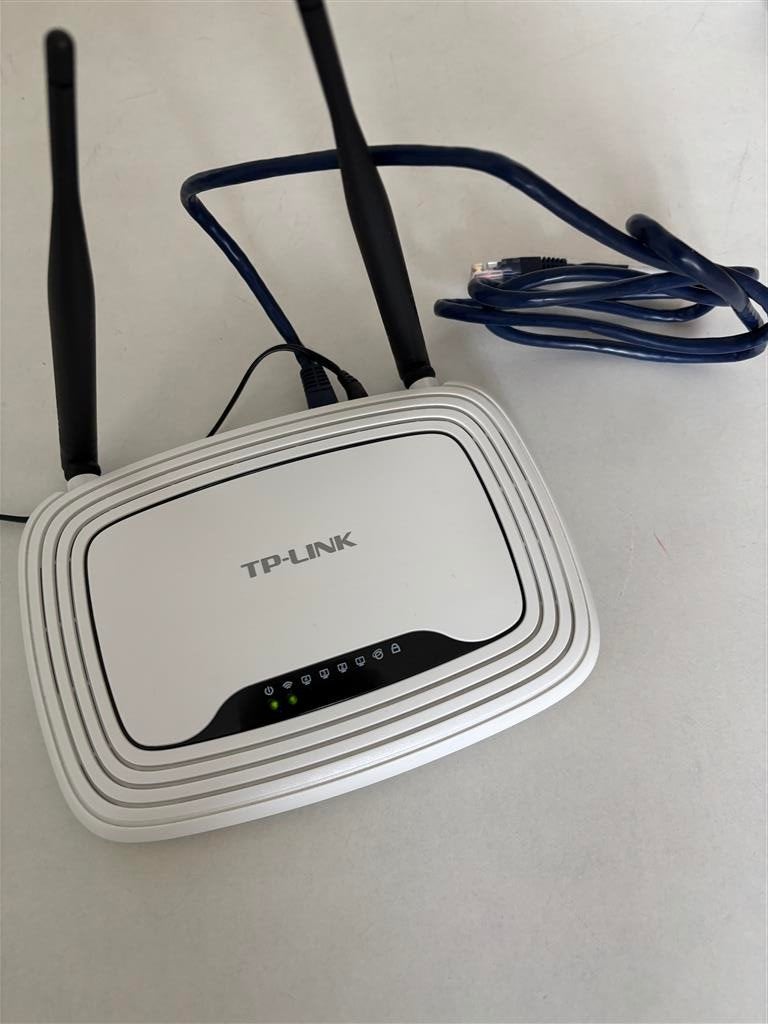 Router TP-Link TL-WR841N 300Mbps Wireless, Ophalen of Verzenden, Gebruikt, Router, TPLink