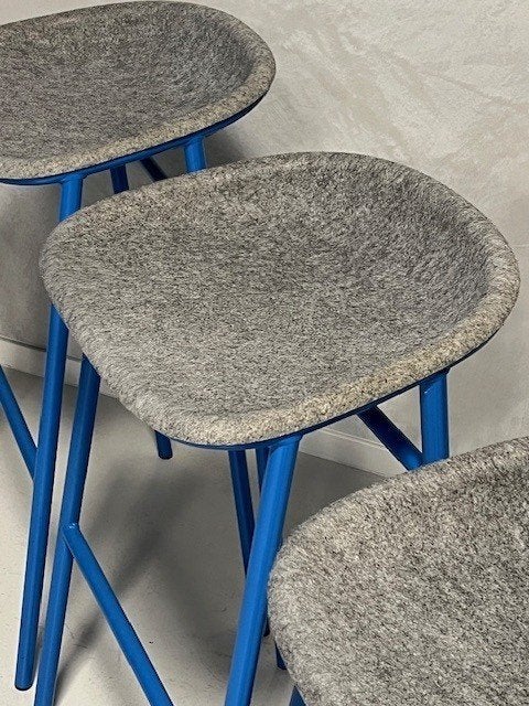 LJ3 PET Felt barkrukken 5x De Vorm design krukken prijs p/st, Met voetsteun, ., 60 tot 90 cm, Ophalen of Verzenden