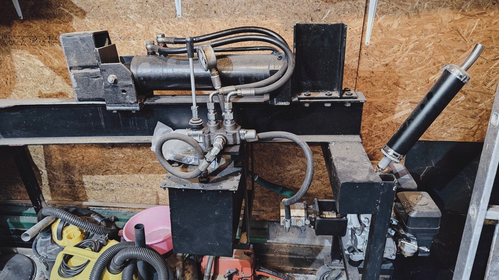 Hydraulische Houtklover, Ophalen, Gebruikt, Benzine, Liggend