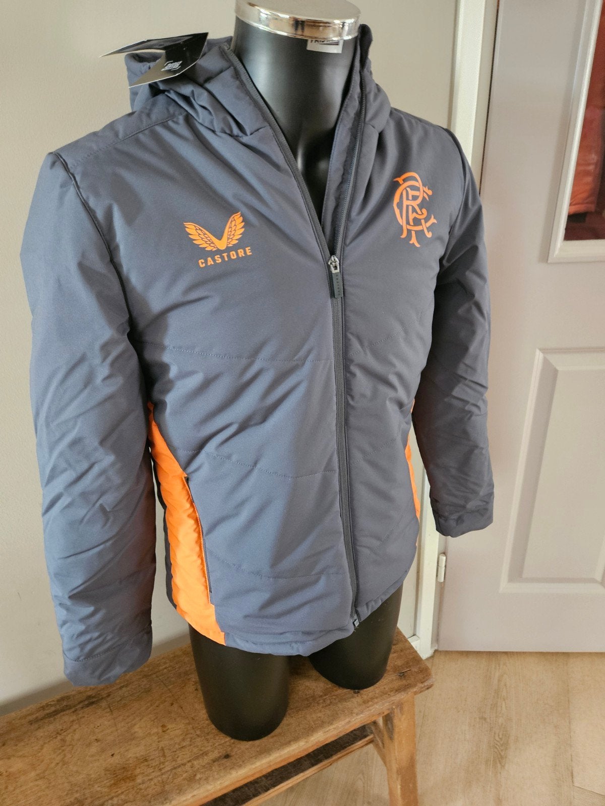 Castore Rangers coachjas, Kleding | Heren, Jassen | Zomer, Ophalen of Verzenden, Nieuw