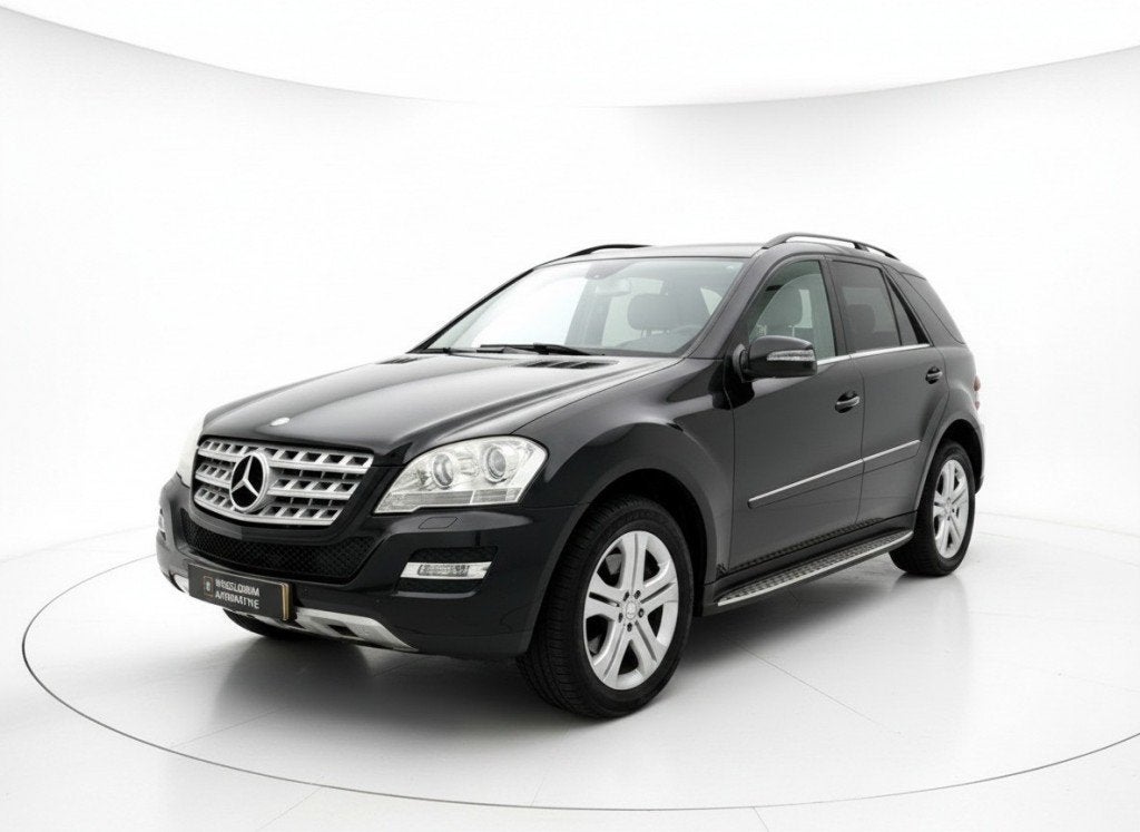 Mercedes-benz M-KLASSE 500 Dealeronderhouden, Camera, Cruise, Auto's, Mercedes-Benz, Automaat, Gebruikt, 8 cilinders, 138 €/maand