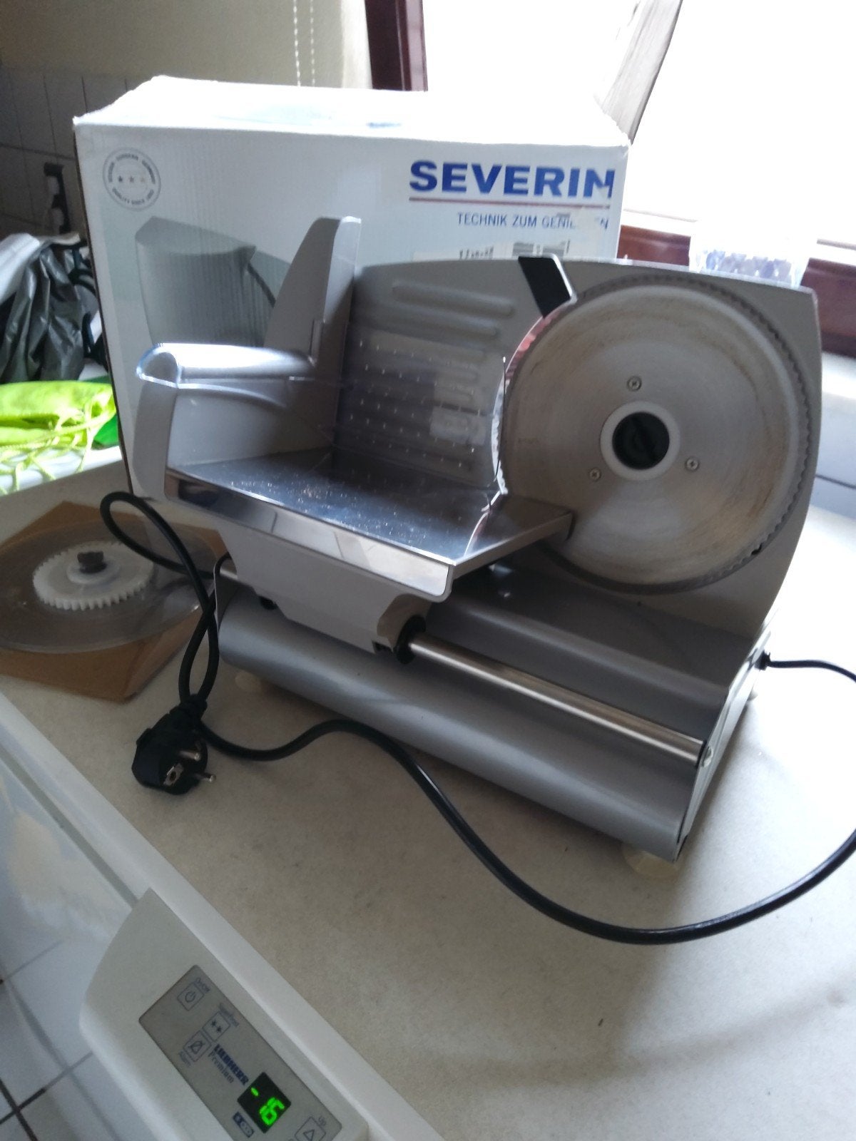Severin Snijmachine AS3915 180 watt, Ophalen of Verzenden