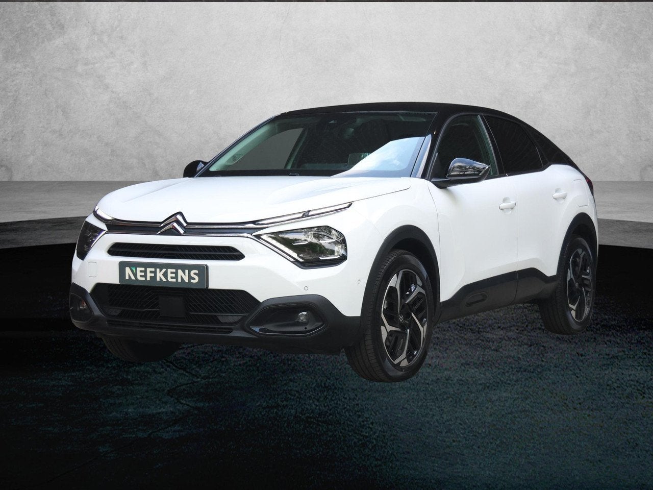 Citroën C4 Shine 130pk Automaat | Achteruitrijcamera | Navi, Auto's, Automaat, Gebruikt, Leder, Bedrijf