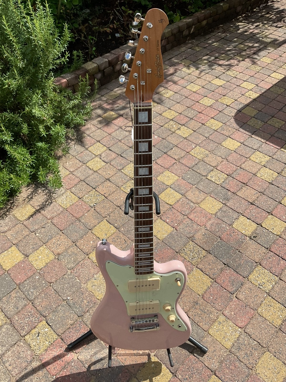 Harley Benton JA 60 shell pink, Ophalen of Verzenden, Zo goed als nieuw, Solid body, Overige merken