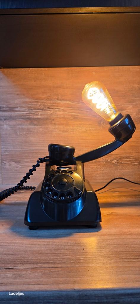 Unieke Telefoon Lamp - Vintage Design bakeliet, Ophalen