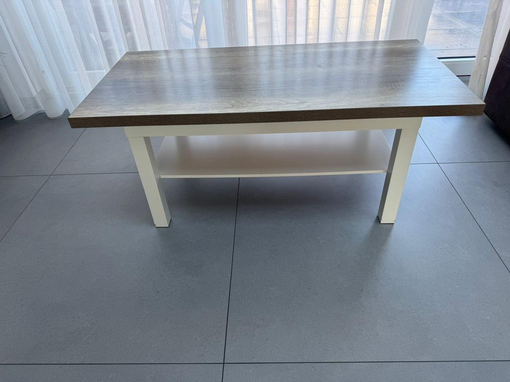 Eettafel en salontafel houtachtige kleur, Huis en Inrichting, Complete inboedels, Ophalen