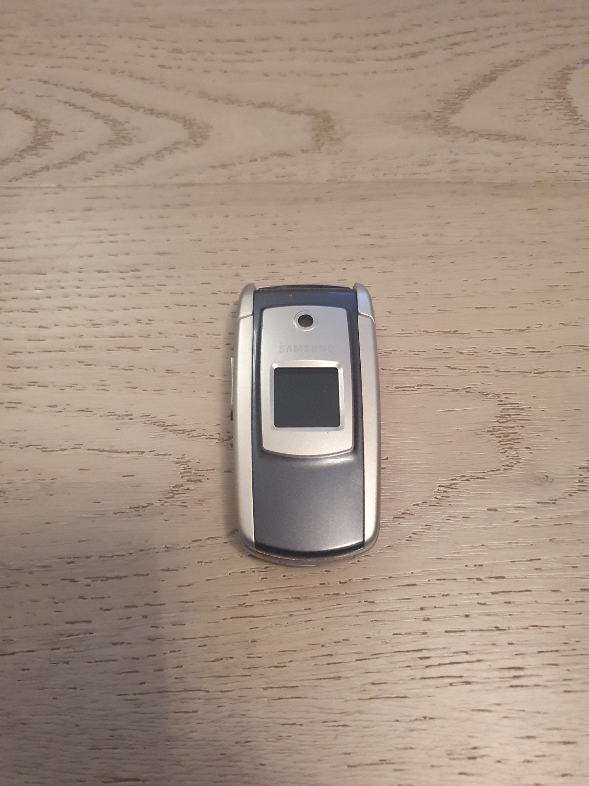 Zeldzame Samsung M300 flip in goede staat, Telecommunicatie, Ophalen of Verzenden, Zwart, Overige systemen