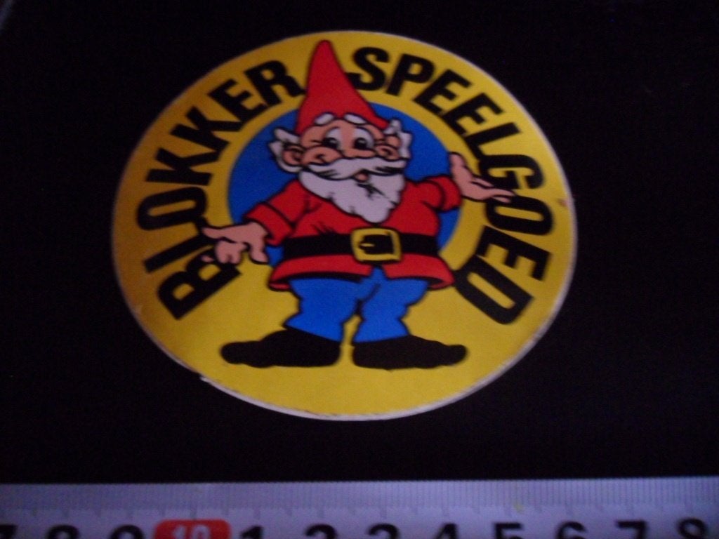 sticker BLOKKER speelgoed  kabouter *, Verzamelen, Stickers, Ophalen, Zo goed als nieuw