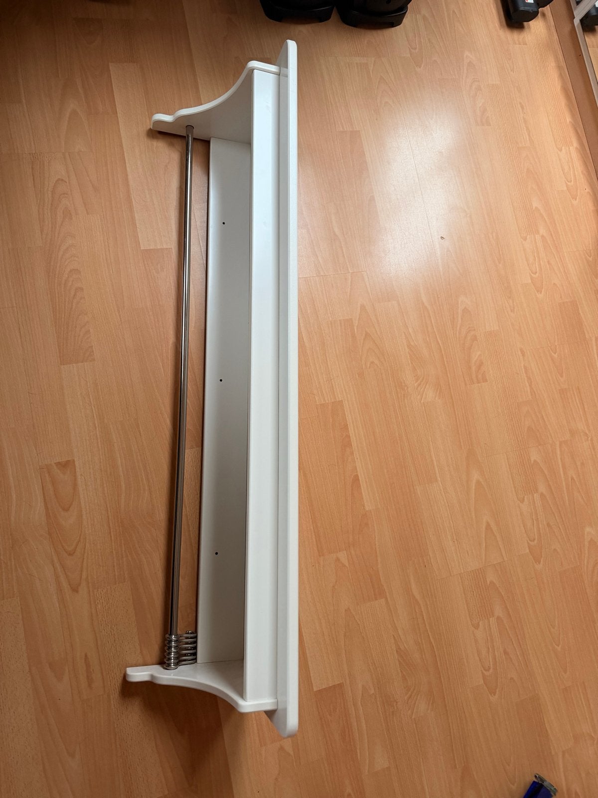 Nieuwe 1m IKEA witte wandplank met stang, Huis en Inrichting, Ophalen, Nieuw