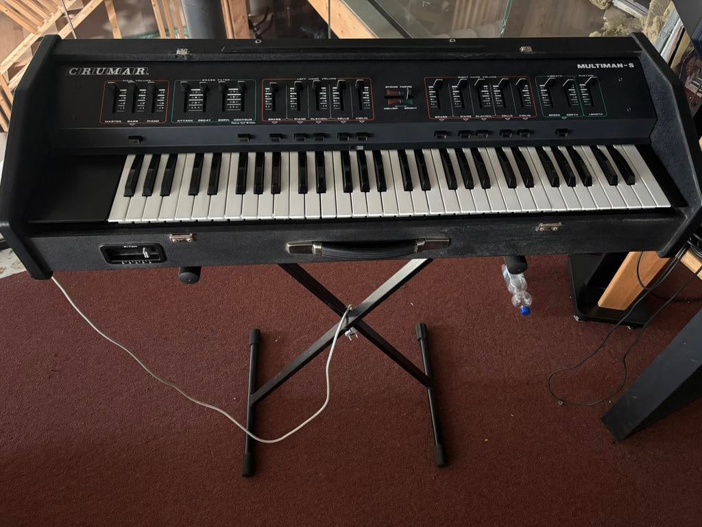 Crumar synthesizer, Ophalen of Verzenden, Zo goed als nieuw, Overige aantallen, Overige merken