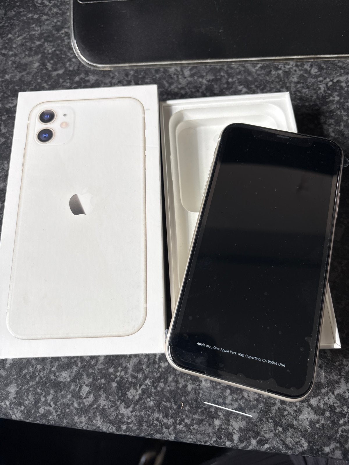 Nieuwe iPhone 11 Wit 64GB - Ongebruikt in doos, Telecommunicatie, Ophalen, Wit, Nieuw, IPhone 12