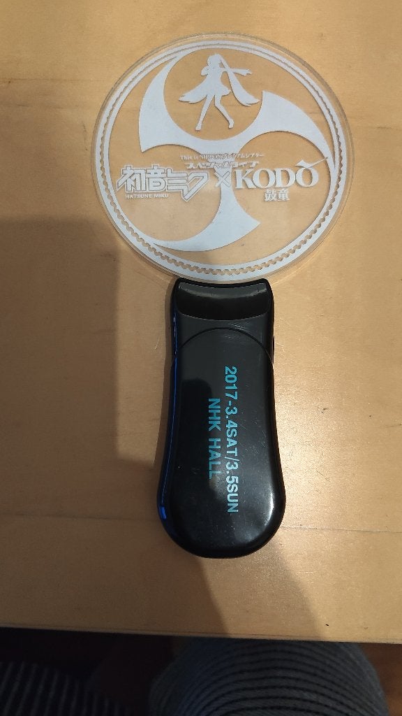 Hatsune Miku x Kodo concert penlight, Ophalen of Verzenden, Zo goed als nieuw