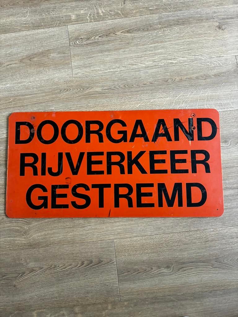 Verkeersbord, Ophalen, Gebruikt