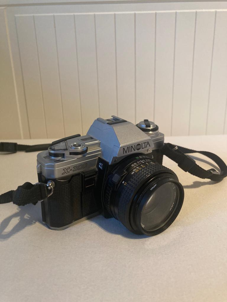 Minolta x300 getest, Ophalen of Verzenden, Zo goed als nieuw, Compact, Minolta