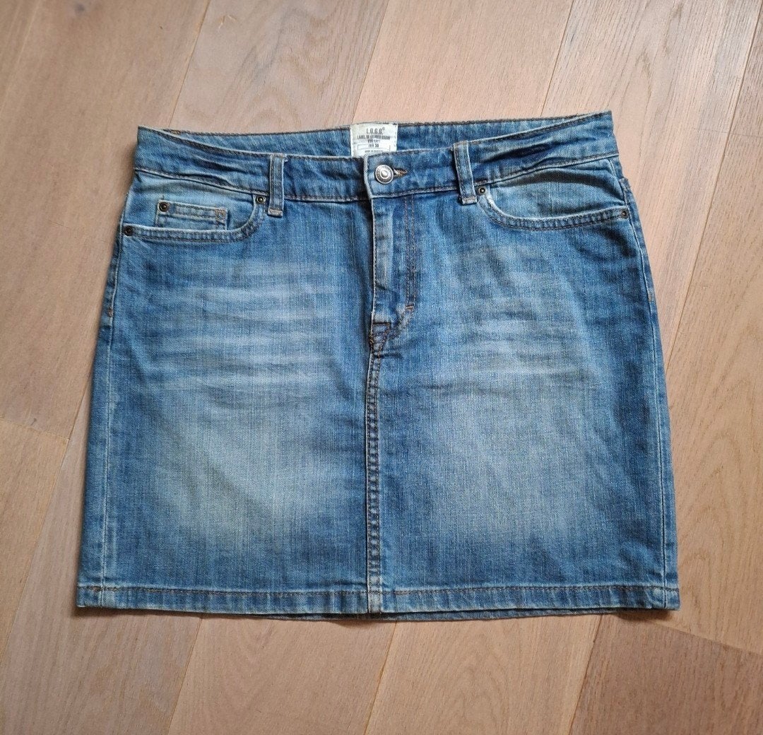 H&M spijkerrokje. Mt 38, Kleding | Dames, Rokken, Maat 38/40 (M), Zo goed als nieuw, Boven de knie, Verzenden