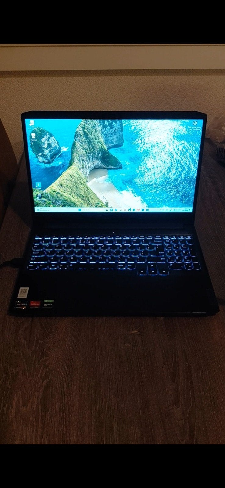 Lenovo IdeaPad Gaming 3 - AMD Ryzen 5, NVIDIA GeForce GTX, Ophalen, Met videokaart, 2 tot 3 Ghz, 8 GB