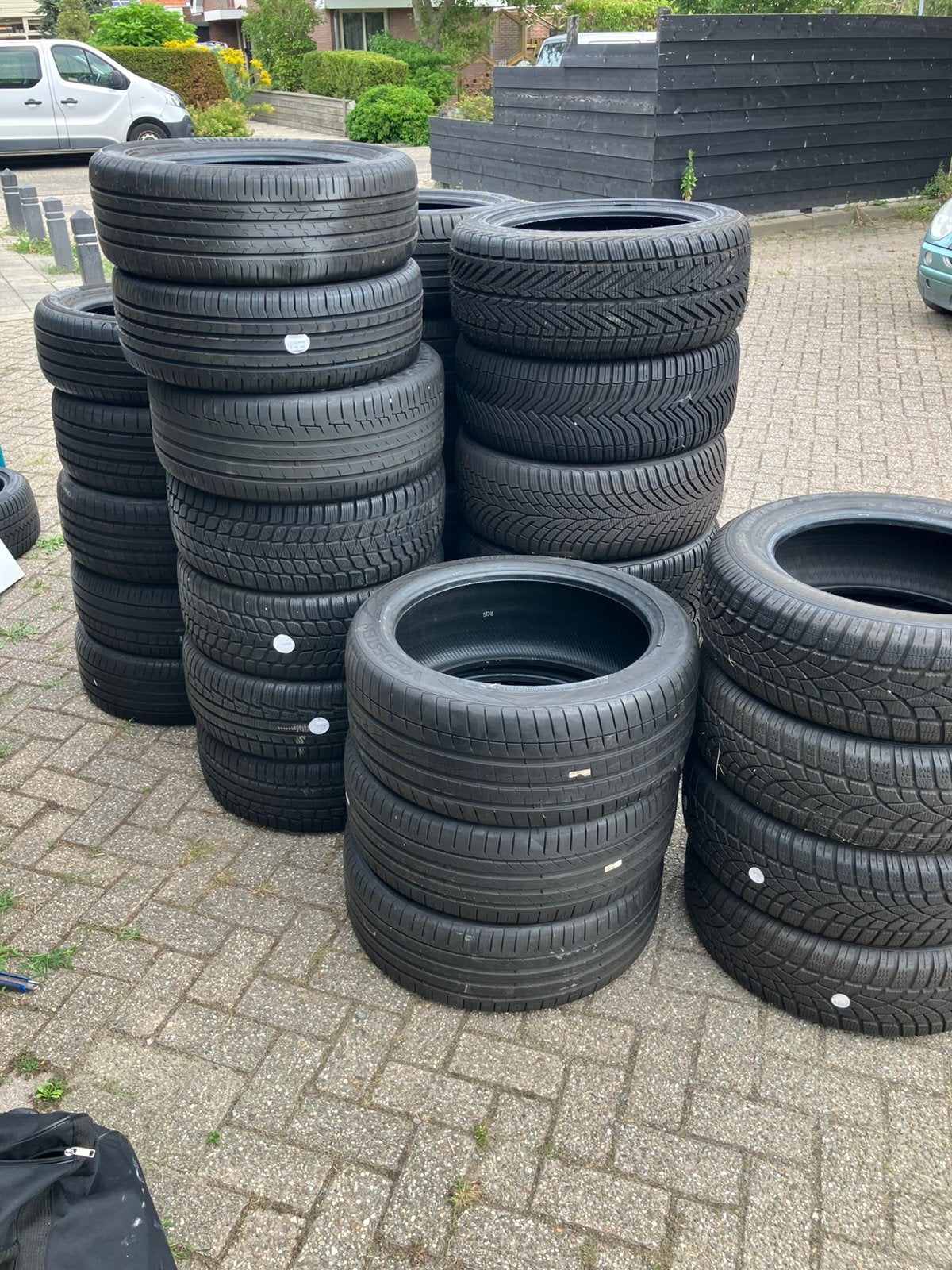 Partij banden bijna gratis. 36 banden goede merken, Ophalen, Gebruikt