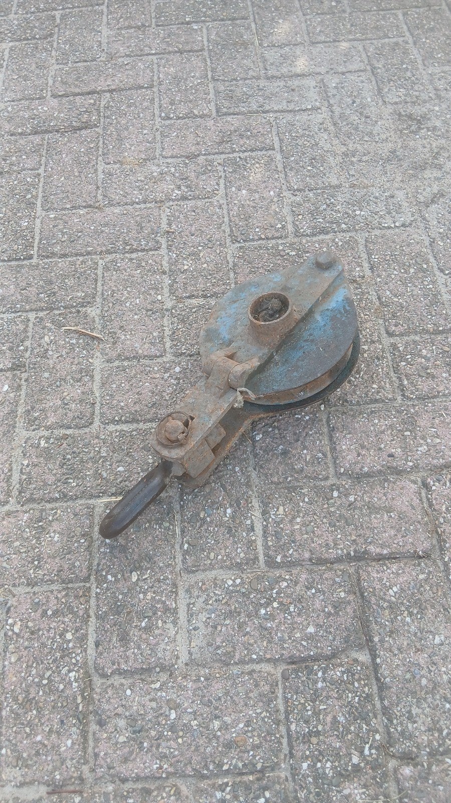 Oude Katrol met Haak - Robuust en Functioneel, Ophalen, Gebruikt