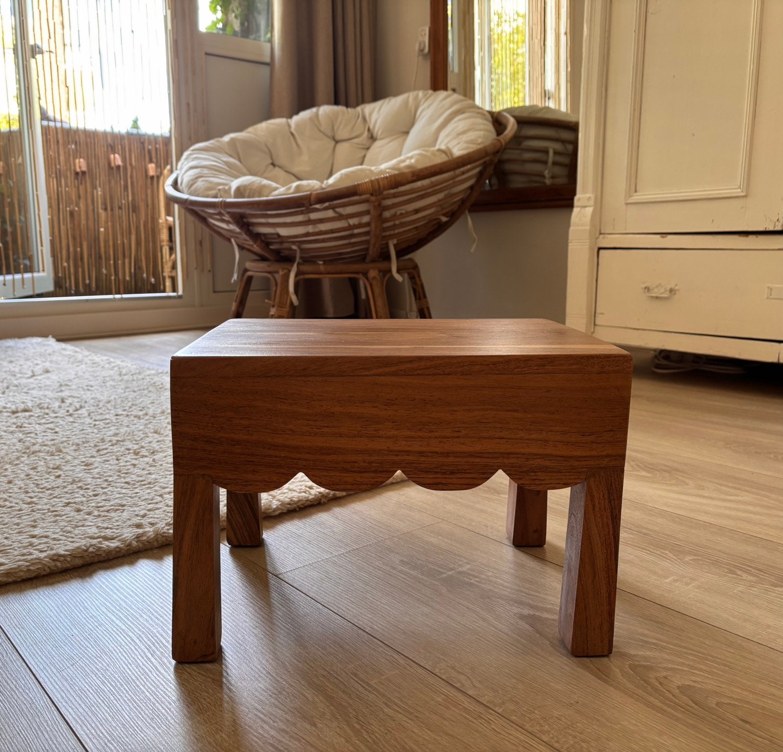 Bijzet tafeltje mango hout, Ophalen, Zo goed als nieuw, Rond, Minder dan 50 cm