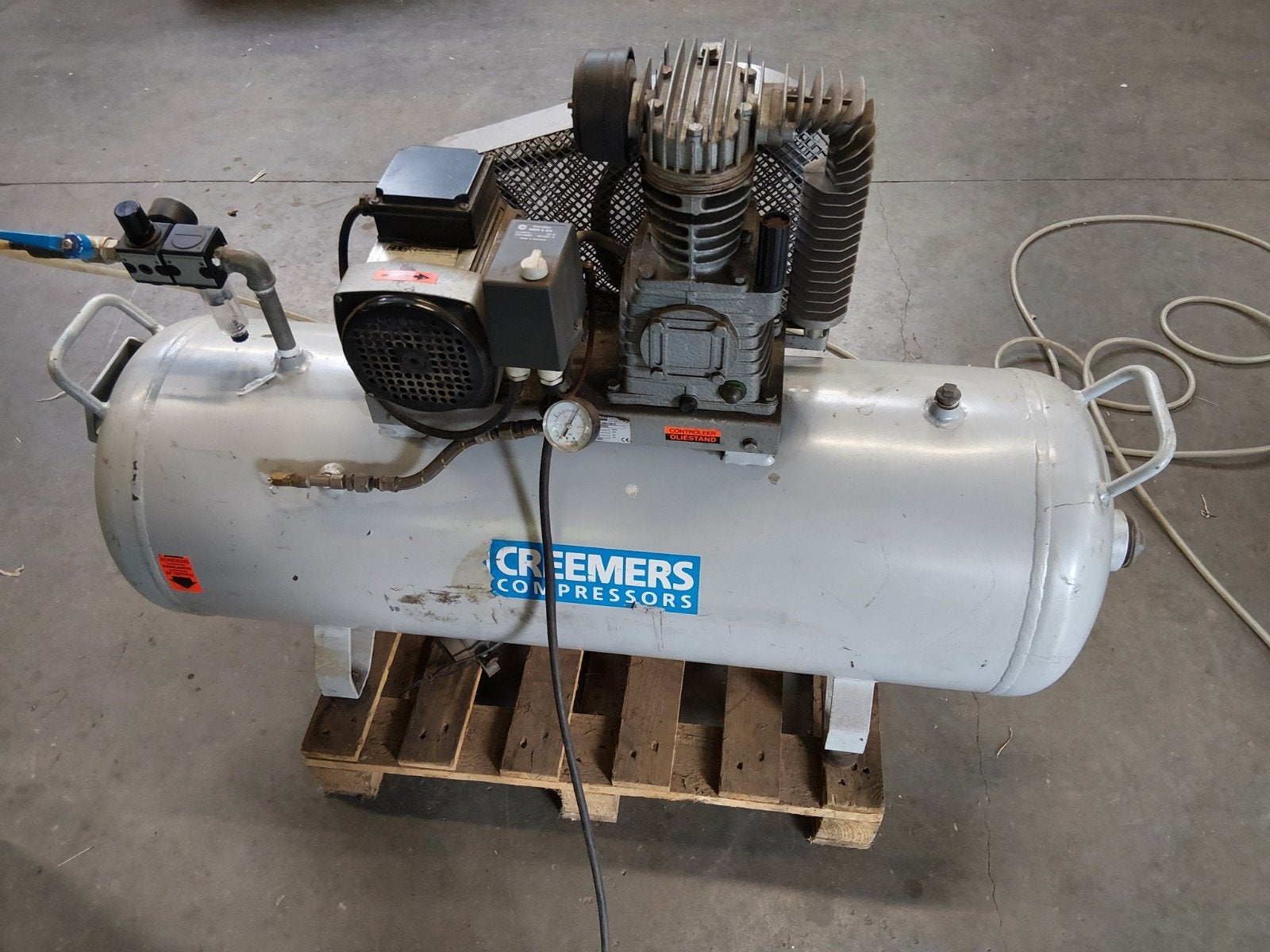 Creemers Compressor CS 285/150 K, Ophalen, Gebruikt, 200 tot 400 liter/min, 6 tot 10 bar