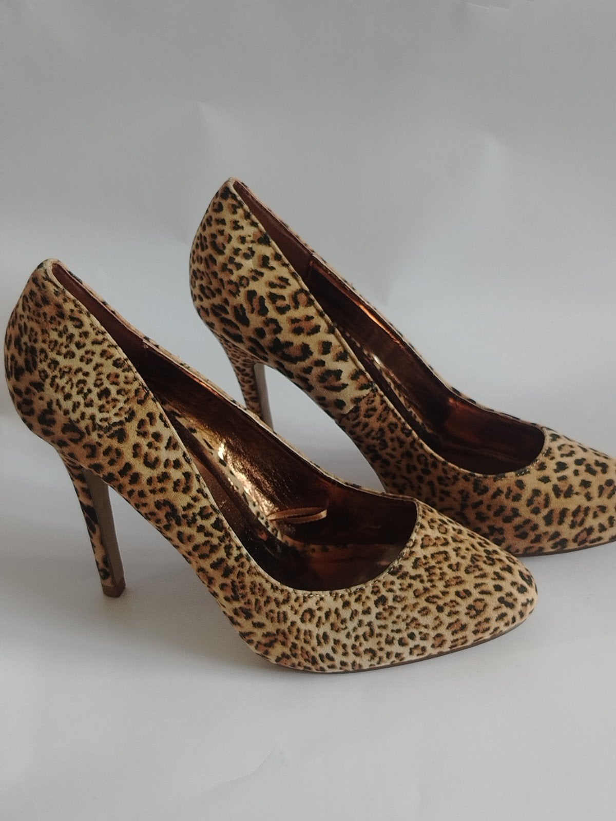 Atmosphere Leopardprint Pumps Maat 38, Kleding | Dames, Schoenen, Bruin, Dansschoenen, Ophalen of Verzenden, Gedragen