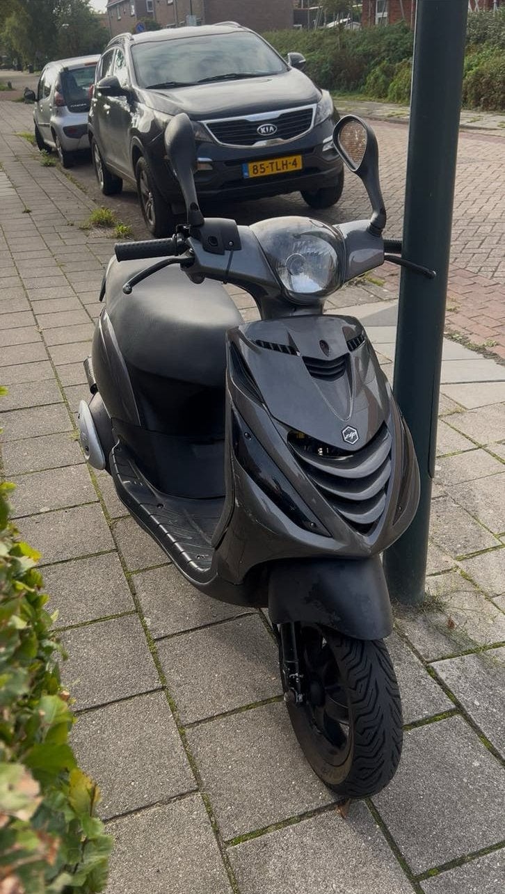 Piaggio Zip 2t 70cc Stage 1 - Blokrevisie, Fietsen en Brommers, Ophalen, Tweetakt, Gebruikt, 70 cc