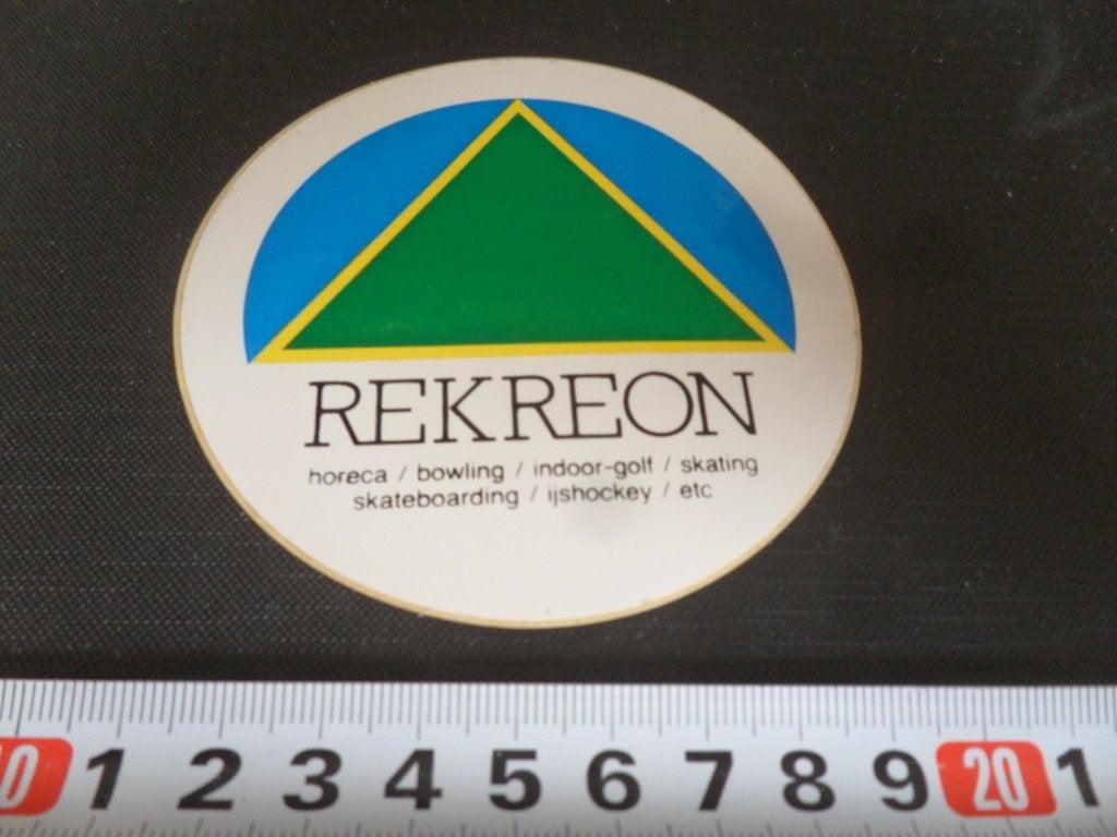 sticker logo REKREON horeca bowling skating ijshockey etc *, Ophalen of Verzenden, Zo goed als nieuw