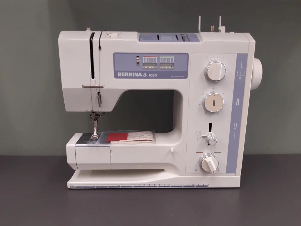Mooie Bernina 1020 naaimachine, Ophalen of Verzenden, Gebruikt, Naaimachine, Bernina