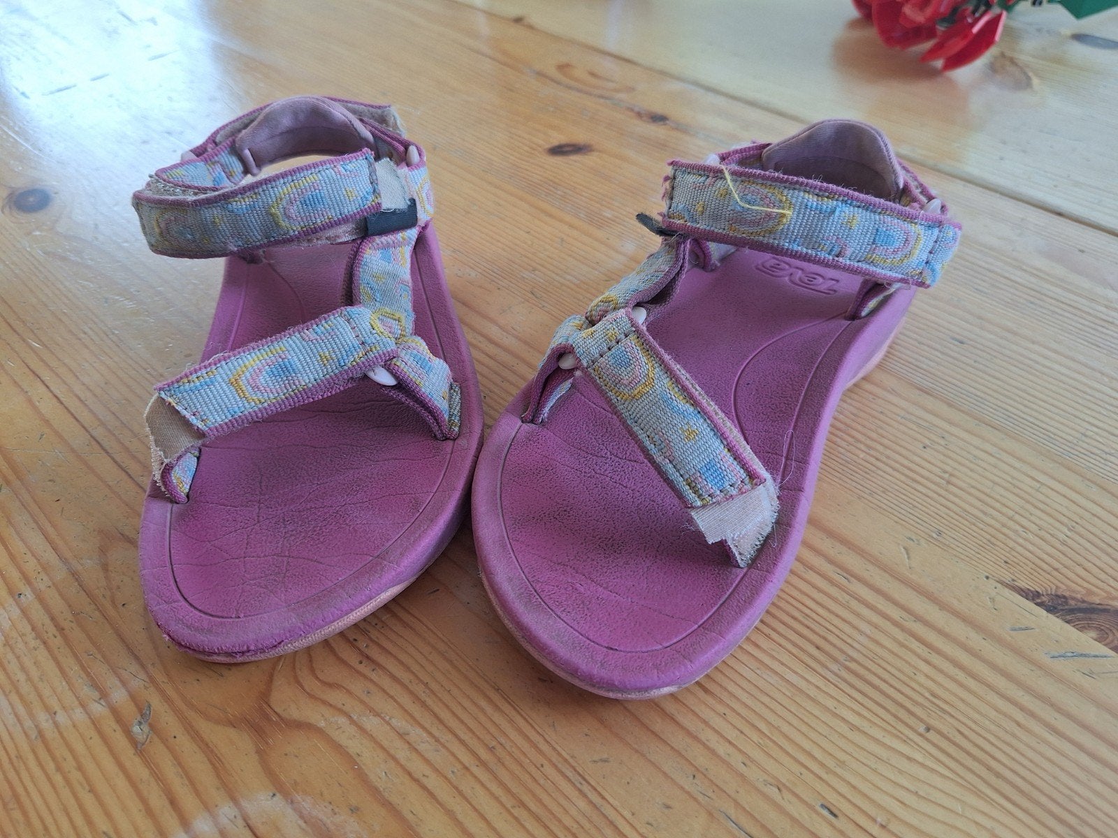 Teva sandaaltjes maat 27(?), Kinderen en Baby's, Ophalen of Verzenden, Gebruikt, Overige typen