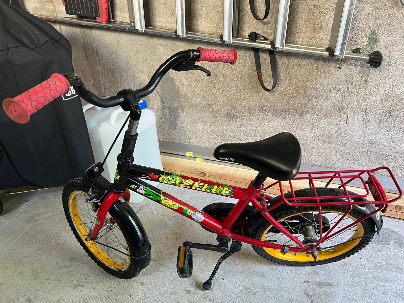 Gazelle kinderfiets 16 inch - rood/zwart, Ophalen of Verzenden, Gebruikt, Terugtraprem, 16 tot 20 inch