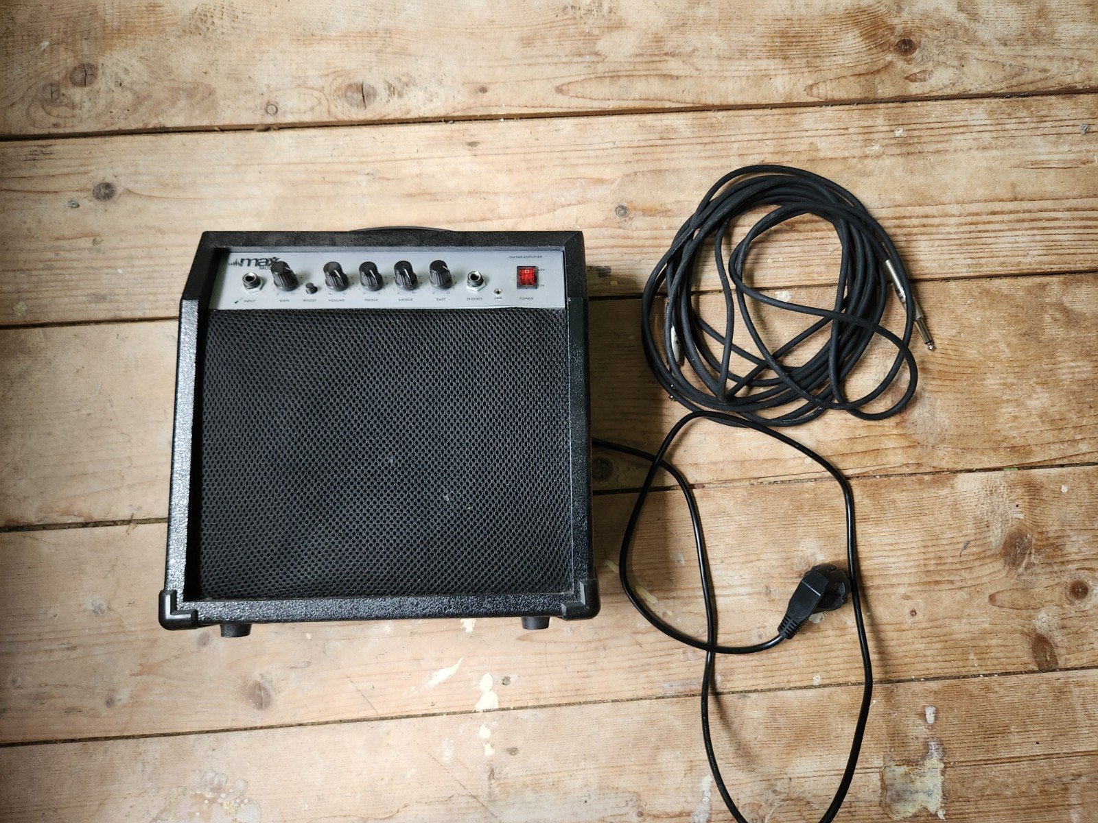 Max Guitar Amplifier - Compact en Krachtig, Ophalen of Verzenden, Gebruikt, Gitaar, Minder dan 50 watt
