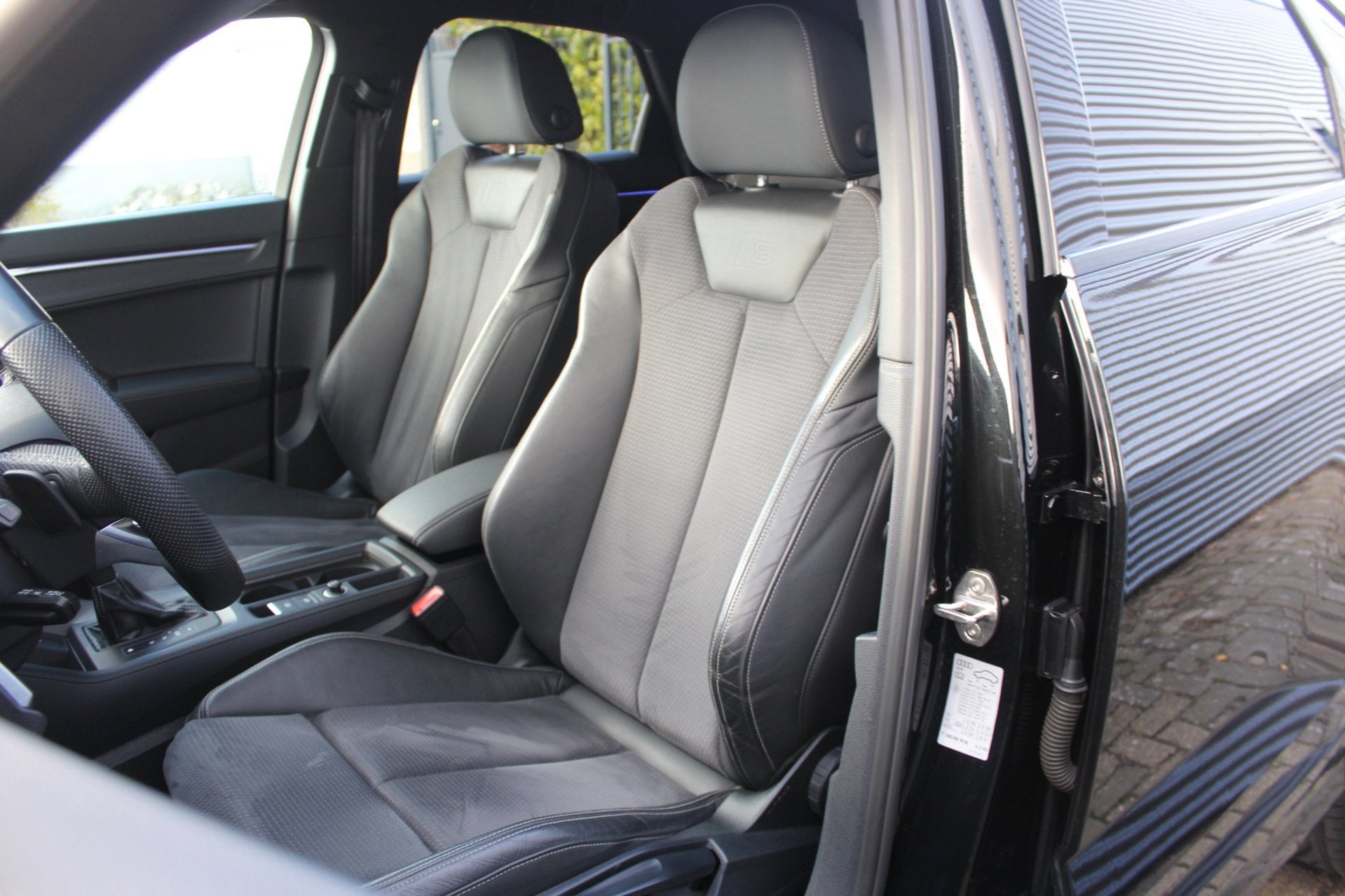 Audi Q3 SPORTBACK 35 TFSI |3x S-Line | Sfeerverlichting | El, Auto's, 15 km/l, 4 cilinders, 150 pk, Zwart