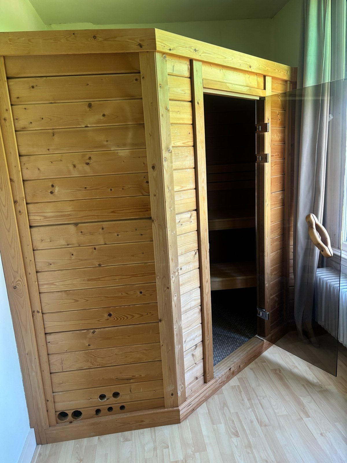 Complete Finse Sauna met Harvia Kachel en Accessoires, Sport en Fitness, Sauna, Ophalen, Gebruikt, Fins of Traditioneel, Complete sauna
