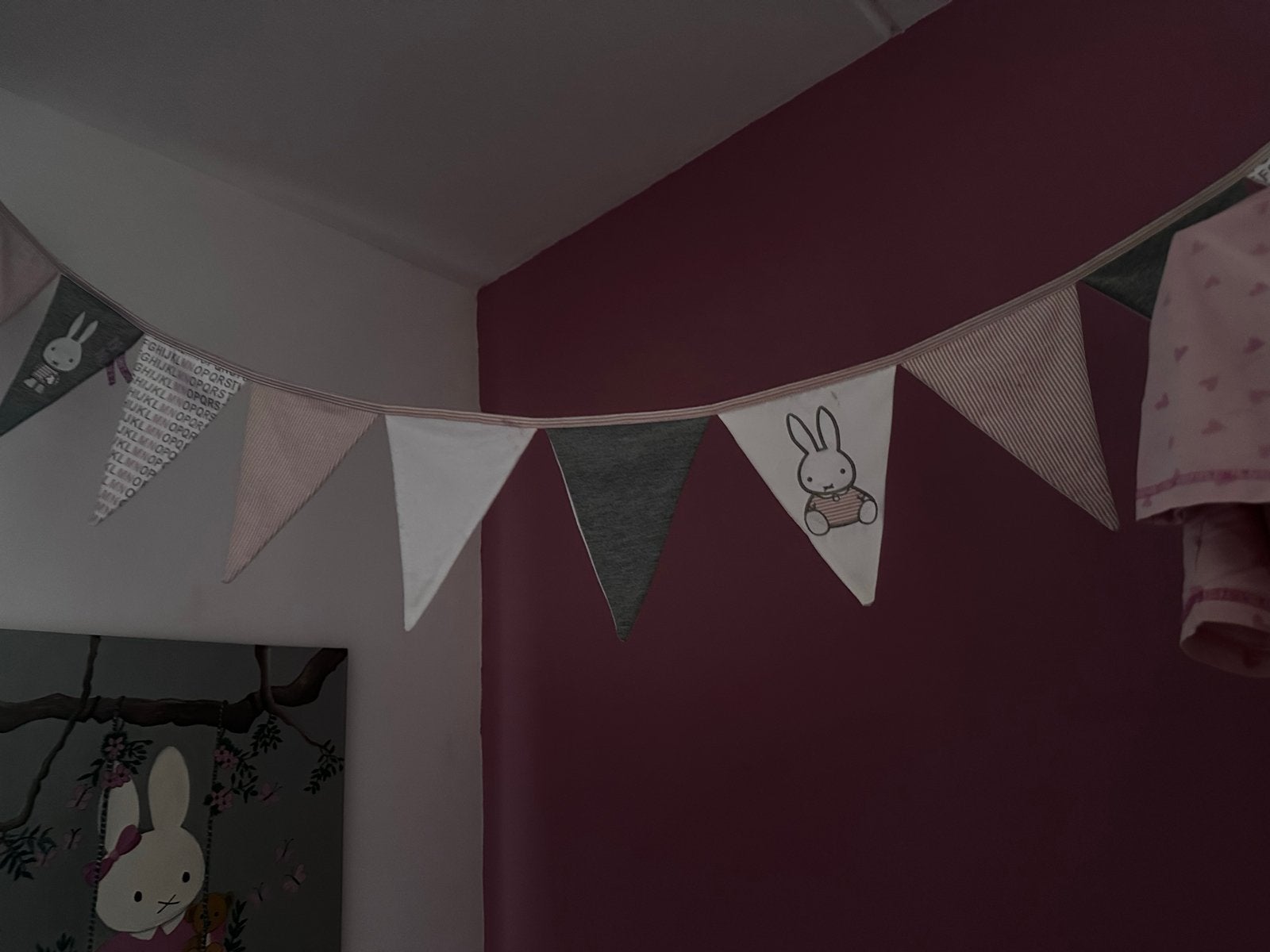 Nijntje vlaggenlijn - Roze, grijs en wit, Kinderen en Baby's, Overige merken, Ophalen of Verzenden, Zo goed als nieuw, Wanddecoratie
