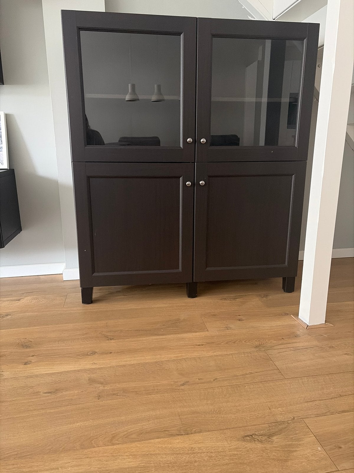 IKEA Vitrinekast Donkerbruin/Zwart - 120x140x40 cm, Ophalen, Gebruikt, 100 tot 150 cm, Glas