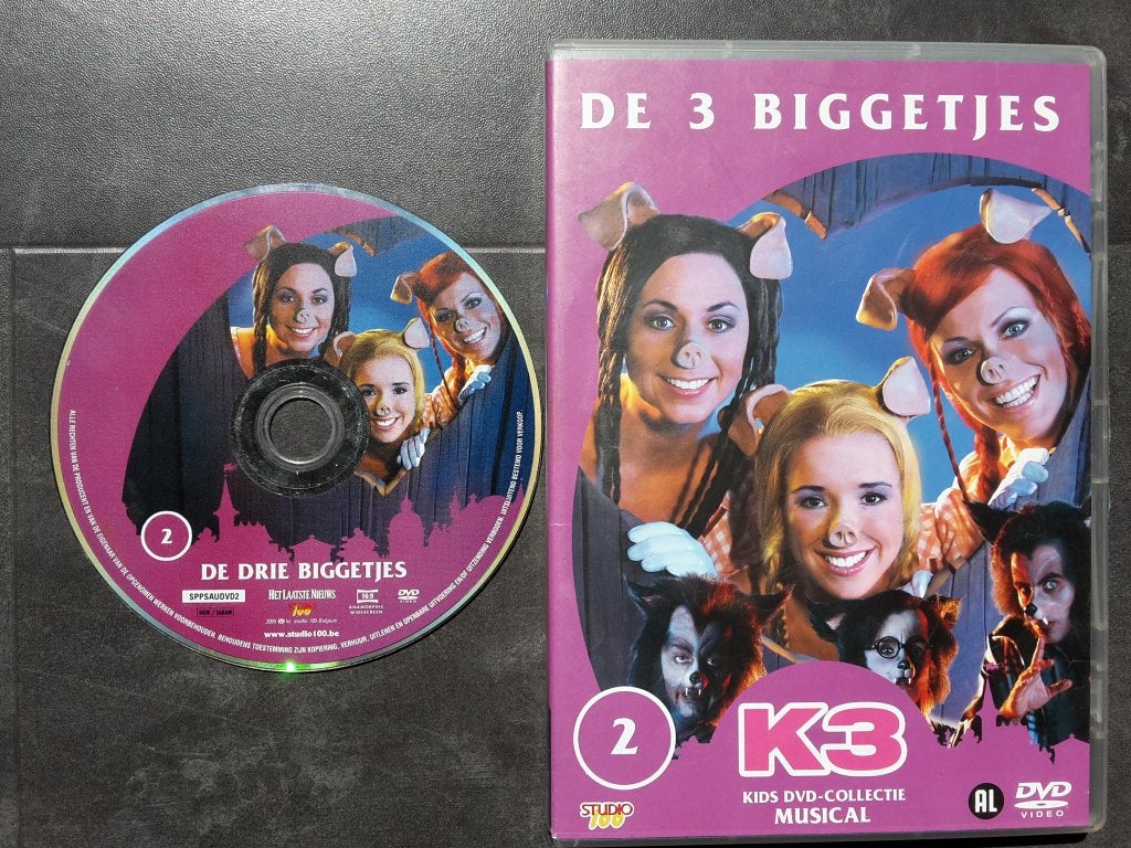 DVD - K3 De Drie 3 Biggetjes - Studio 100 Musical Muziek, Avontuur, Alle leeftijden, Ophalen of Verzenden, Zo goed als nieuw