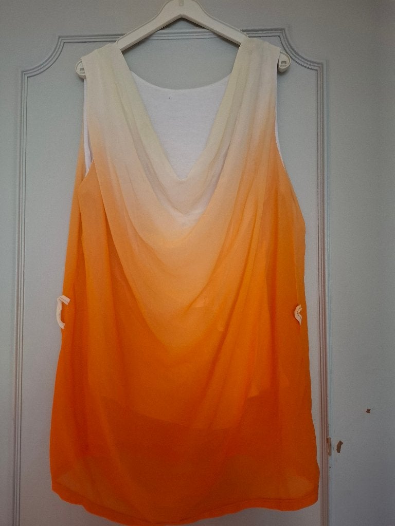 Leuke zachtgeel oranje top, Nieuw, Oranje, Ophalen of Verzenden, Maat 36 (S)