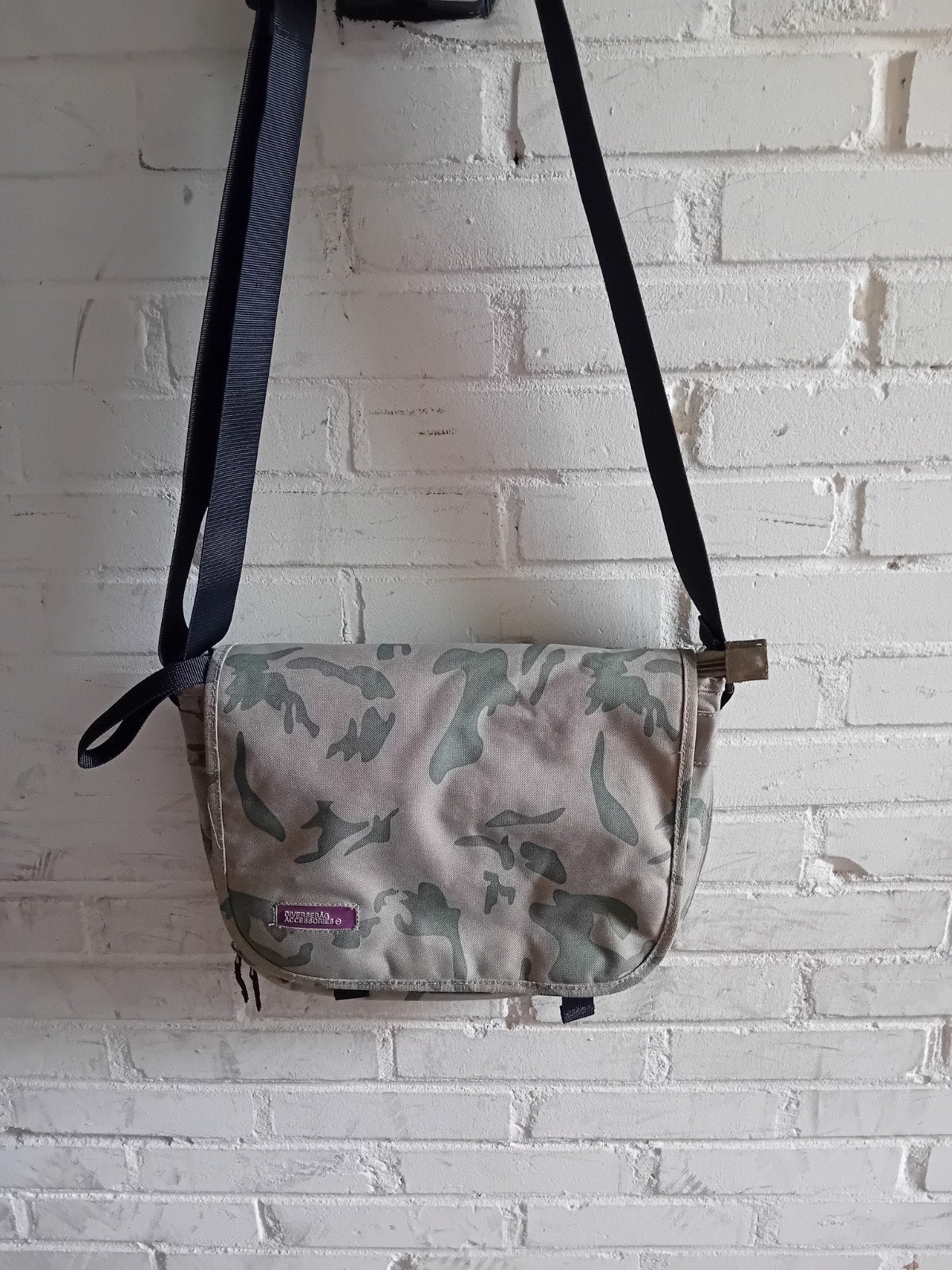 Diversebag Accessoires Camouflage Schoudertas Crossbody Tas, Sieraden, Tassen en Uiterlijk, Tassen | Schoudertassen, Ophalen of Verzenden