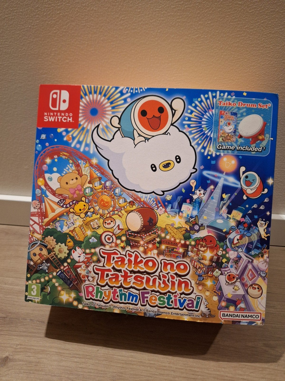 taiko no tatsujin rhythm festival drum set Hori met game, Ophalen of Verzenden, Zo goed als nieuw