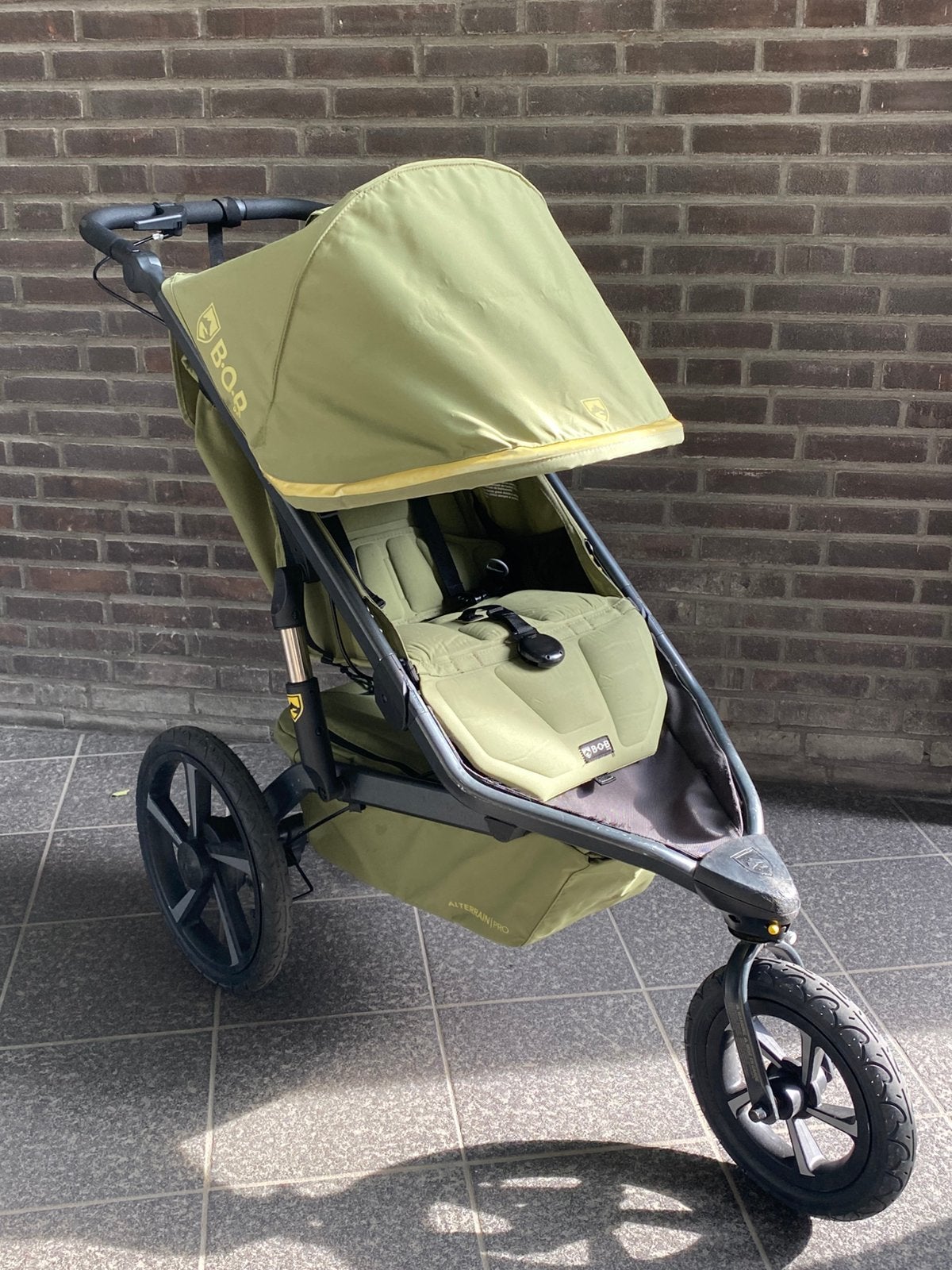 Bob kinderwagen wandelen rennen, Ophalen, Zo goed als nieuw