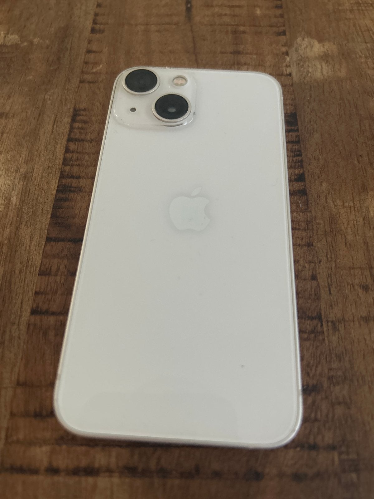 Foto 4 van Apple iPhone 13 128GB Wit - Zo goed als nieuw